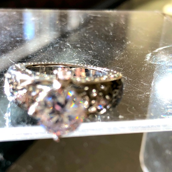 CZ ENGAGEMENT STYLE solitaire ring size 6 - Picture 12 of 13